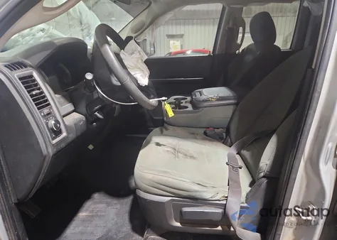 2014 Ram 1500 St z USA, uszkodzony, nr VIN 1C6RR7FT9ES472515